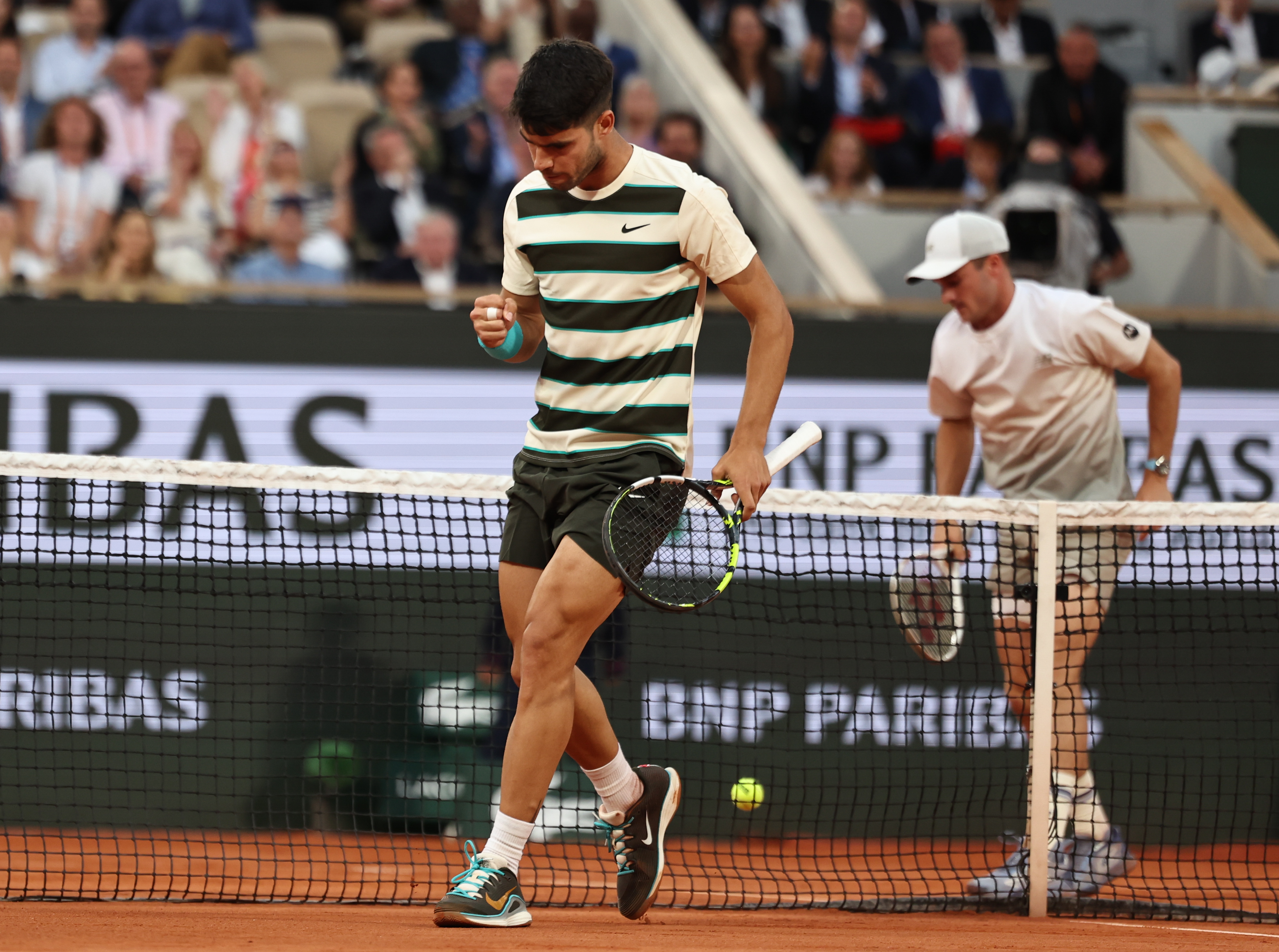 拉沃尔杯逆转法网，阿尔卡拉斯惊艳四座