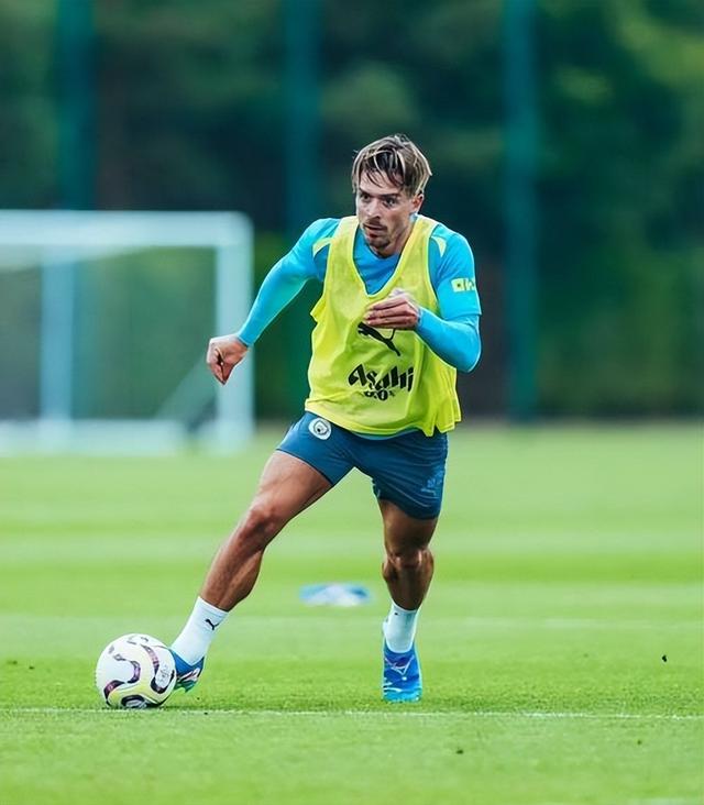 IM体育app-曼城球员表现稳定被教练青睐