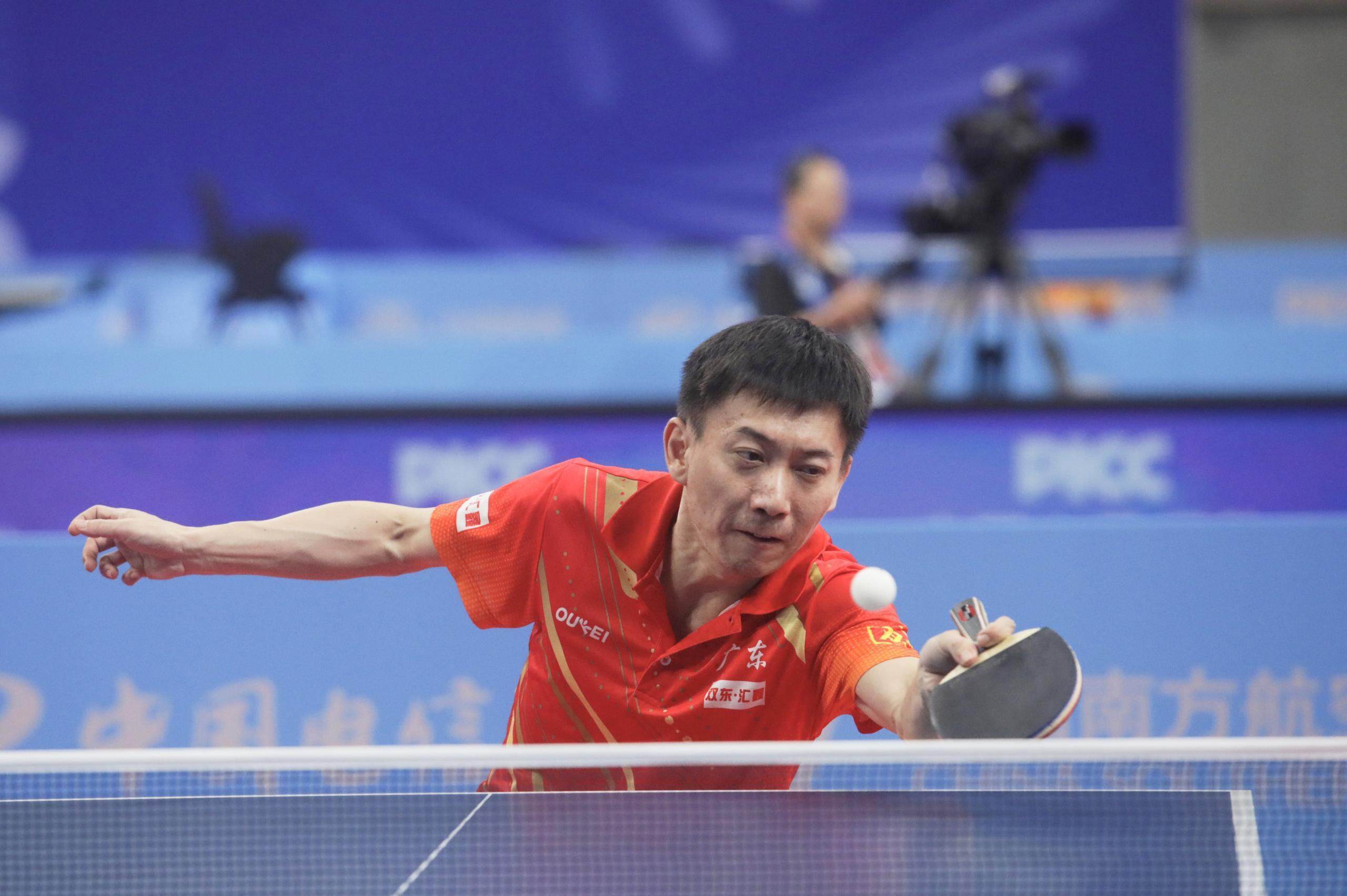 乒乓球决赛：谁能登顶，将一决雌雄