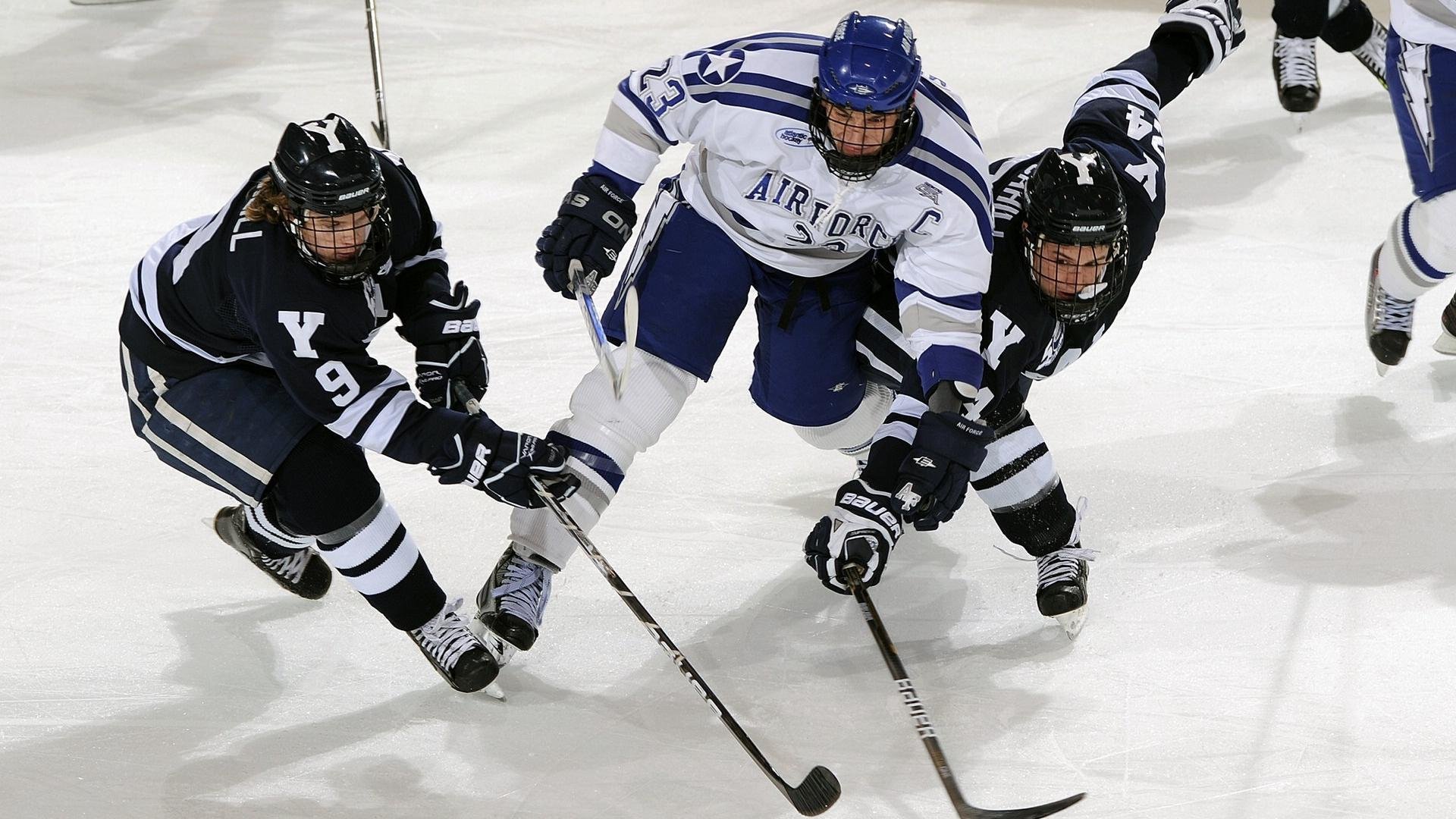 IM体育世界杯2026-NBA季后赛之夜，托尼用实力打破质疑，书写属于自己的传奇