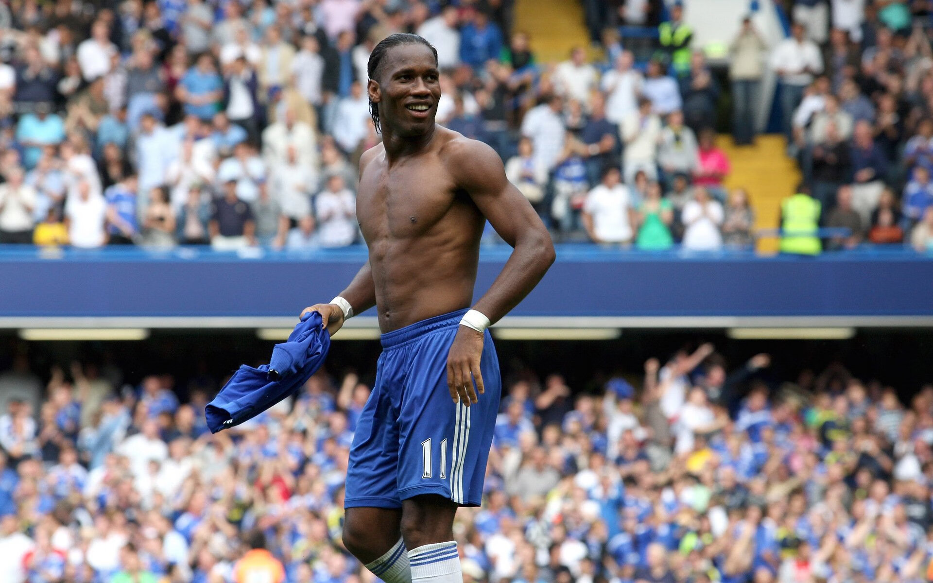 钢铁战车与东方长城，奥恰洛夫一锤定音背后的足球与乒乓隐喻