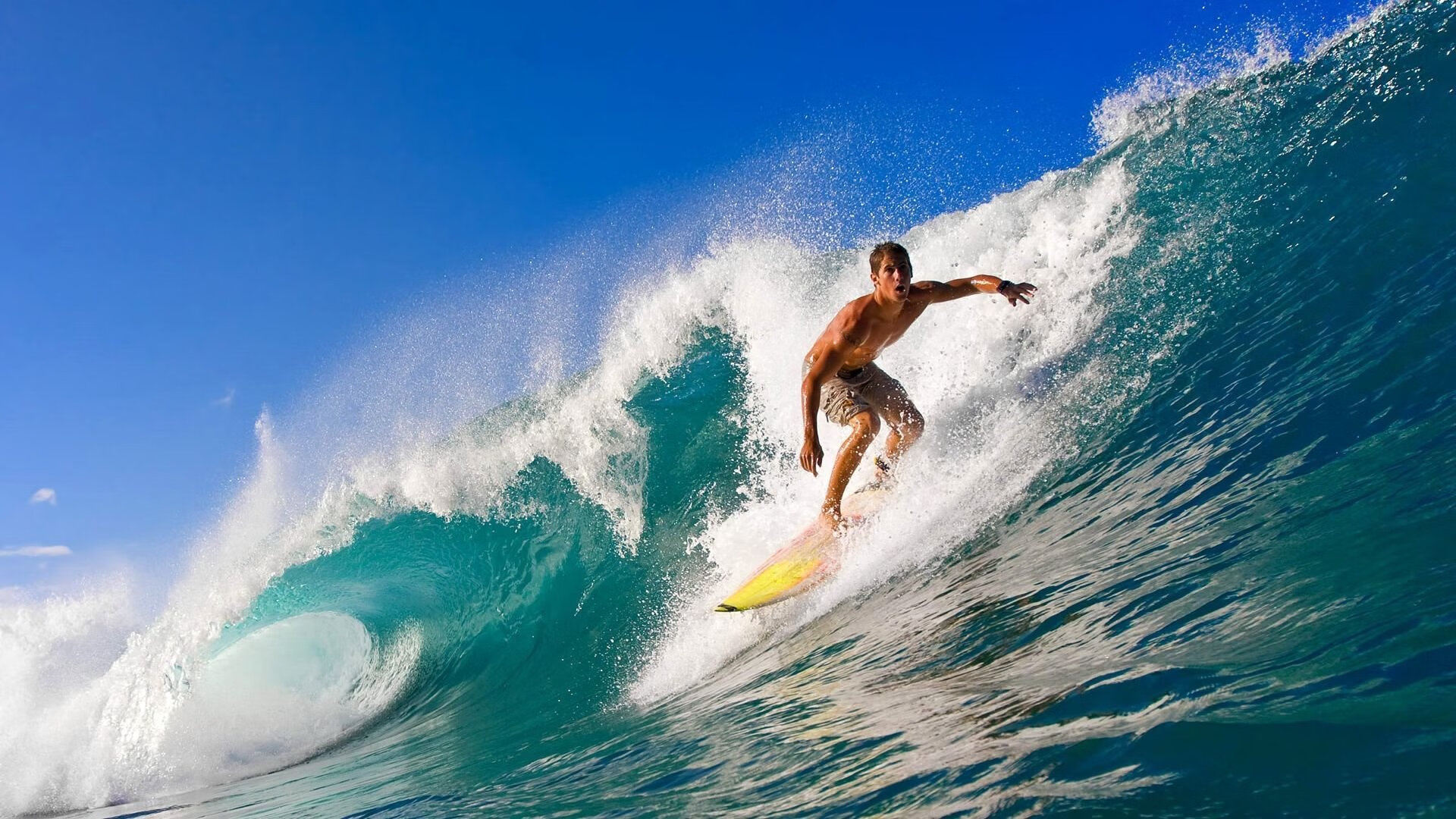 冰与火的对决，利拉德关键一枪，点燃热火燎原之势